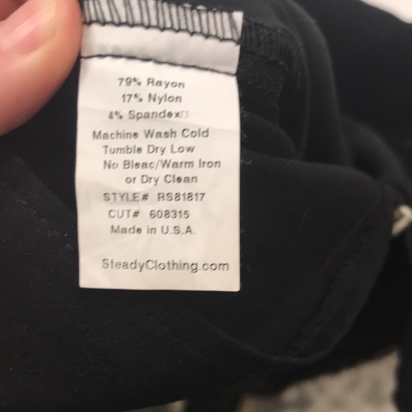 Black pencil skirt with Leopard print pin stripe and buttons. - Picture 4 of 14